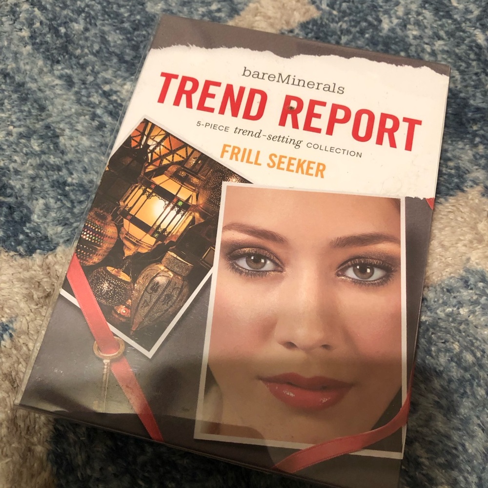 NIB bareminerals trend report frill seeker set